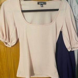 Pink ribbed tee w puff sleeve